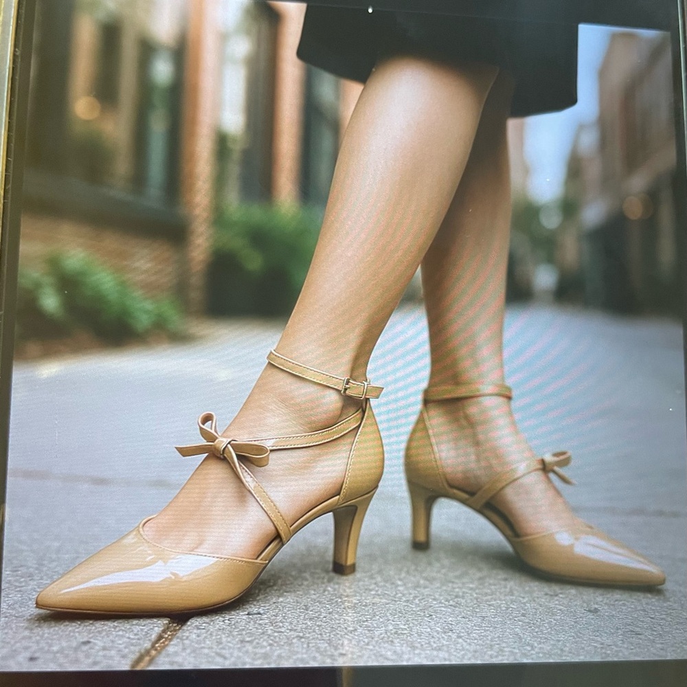 Shoe Dazzle Tan Strappy Stiletto Heels